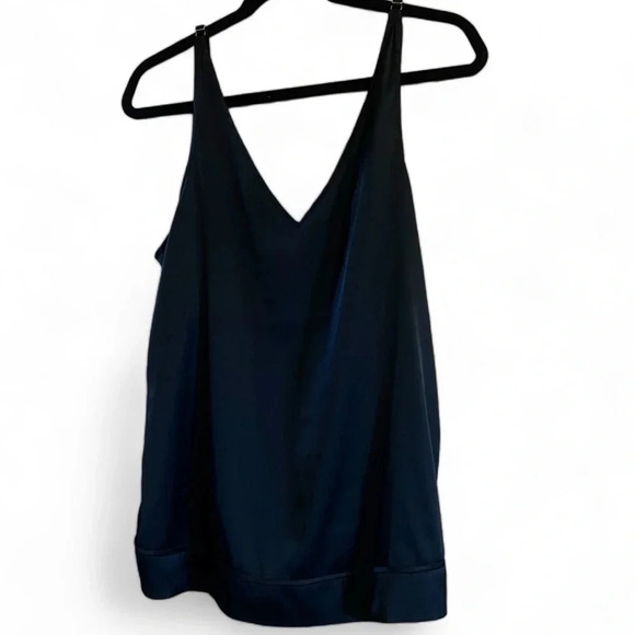 Soma black adjustable strap camisole v-neck tank top w/stretchy back panel small - Picture 1 of 6
